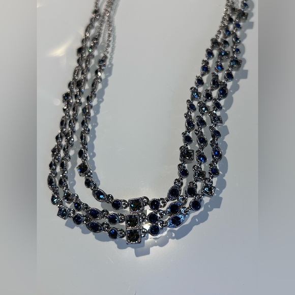 Givenchy layered necklace - Picture 4 of 10